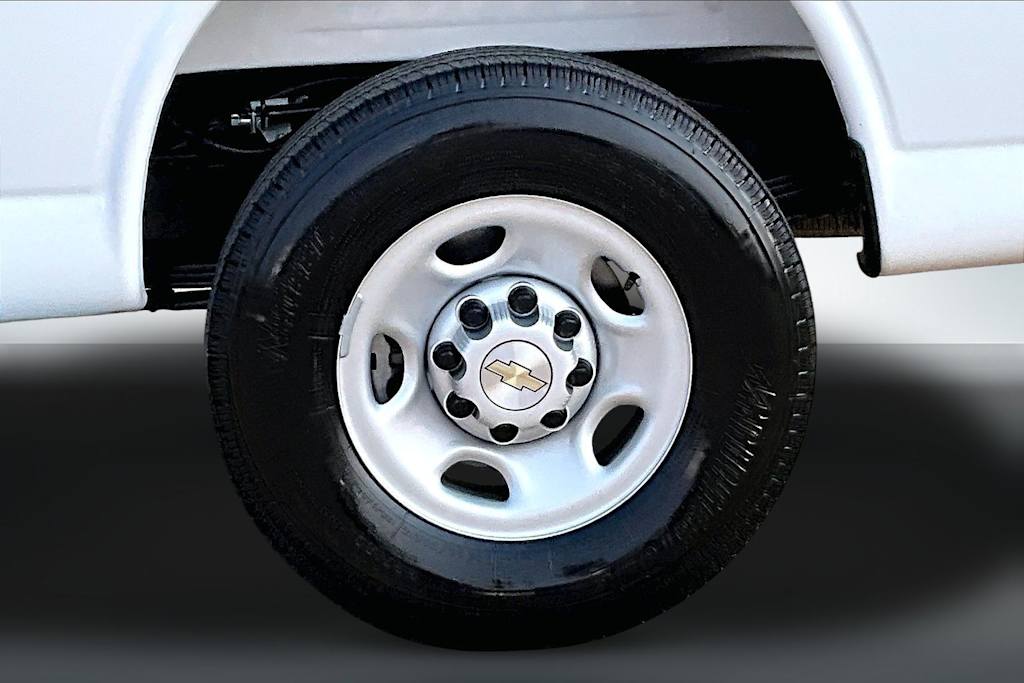 Thumbnail: 2025 Chevrolet Express - 29