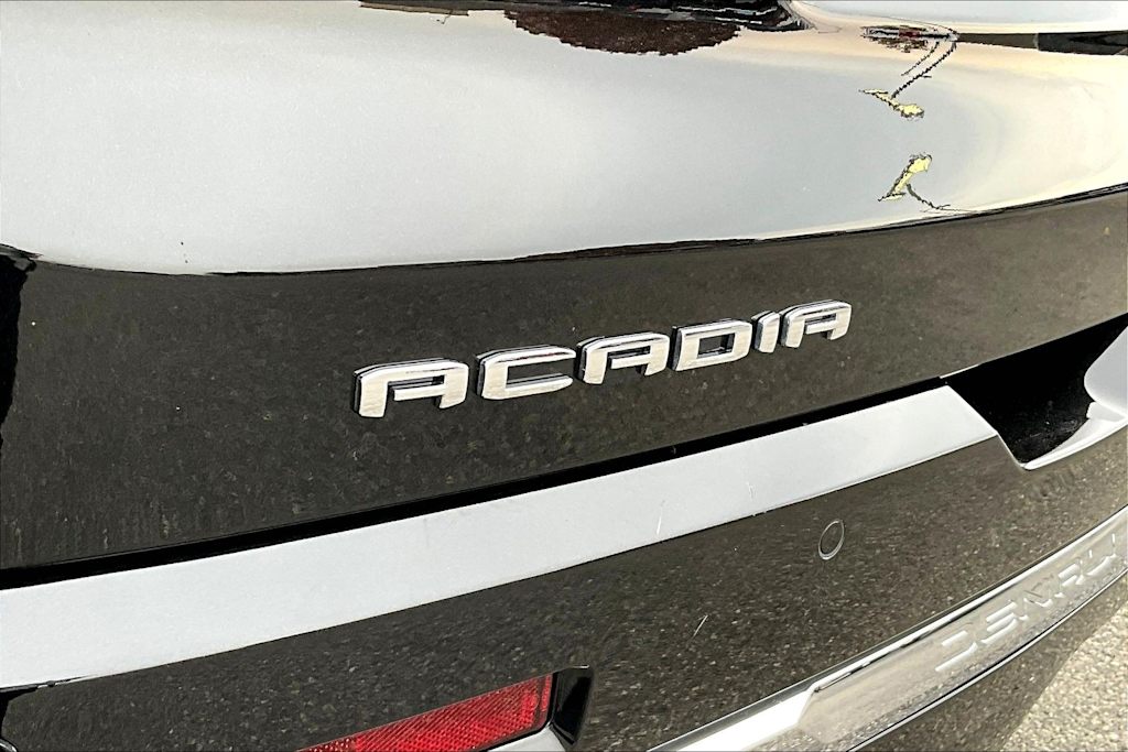 Thumbnail: 2023 GMC Acadia - 7