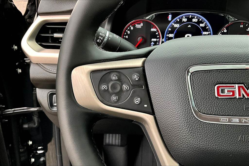 Thumbnail: 2023 GMC Acadia - 24