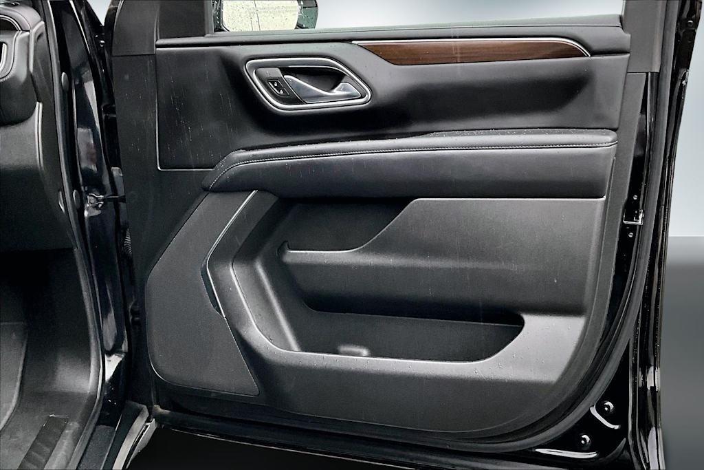 Thumbnail: 2023 GMC Yukon - 28