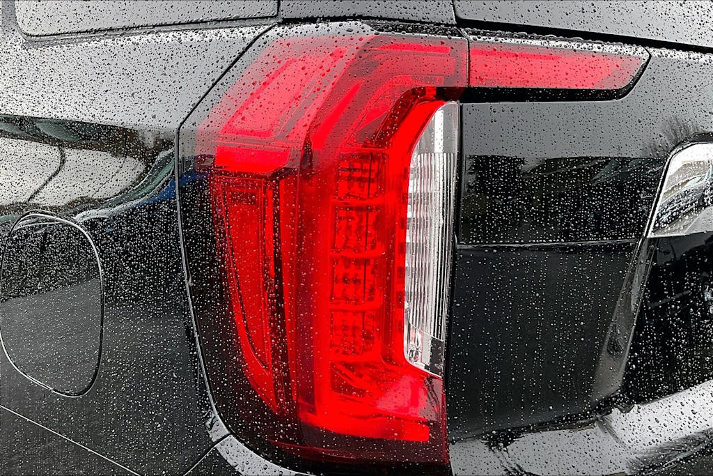 Thumbnail: 2023 GMC Yukon - 34