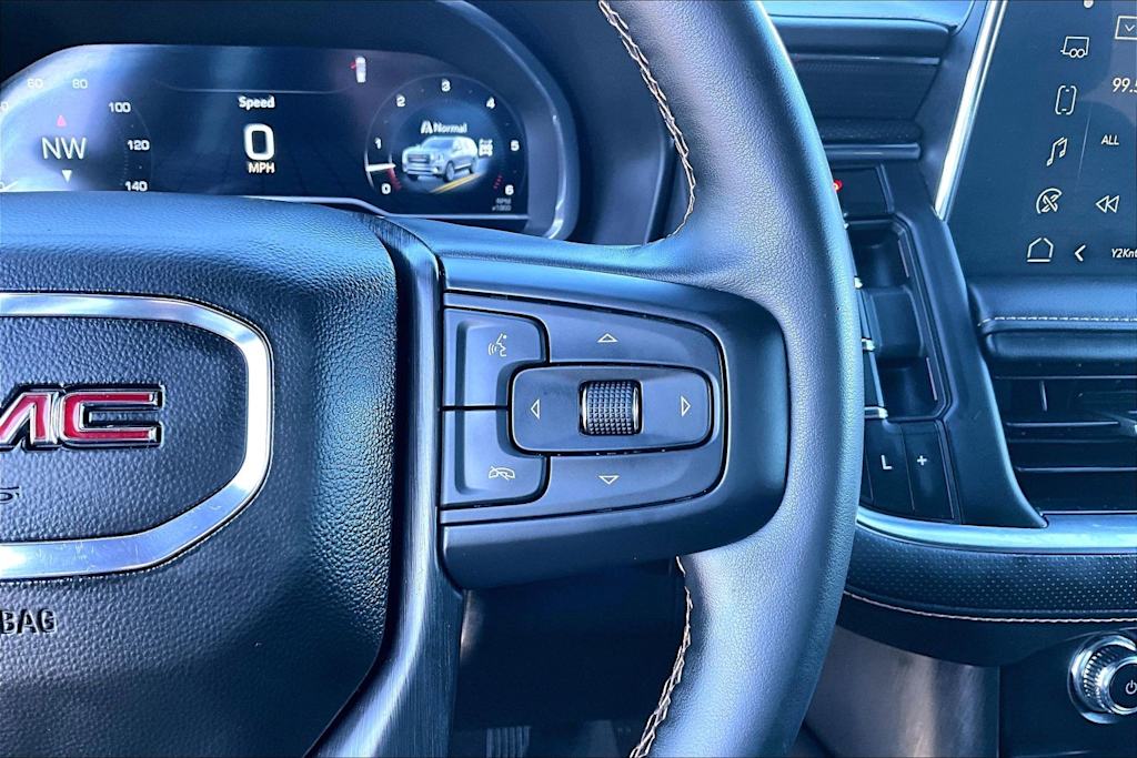 Thumbnail: 2023 GMC Yukon - 25