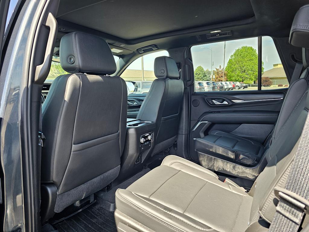 2021 GMC Yukon Denali 12
