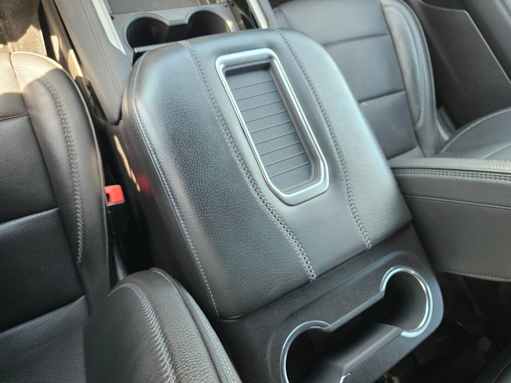 2021 GMC Yukon Denali 28