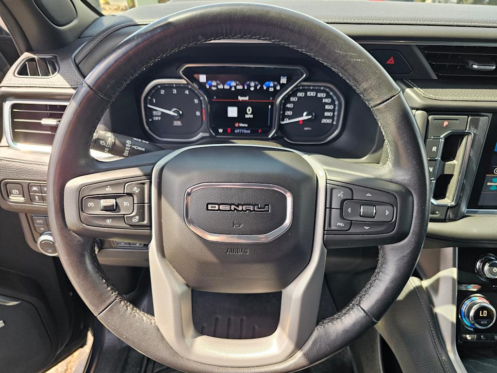 2021 GMC Yukon Denali 14