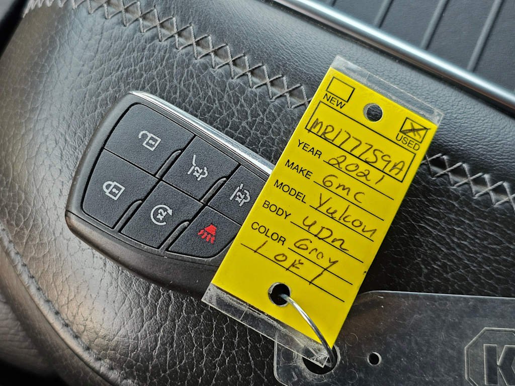 2021 GMC Yukon Denali 19