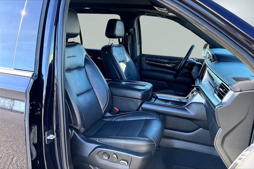 Thumbnail: 2023 GMC Yukon - 12