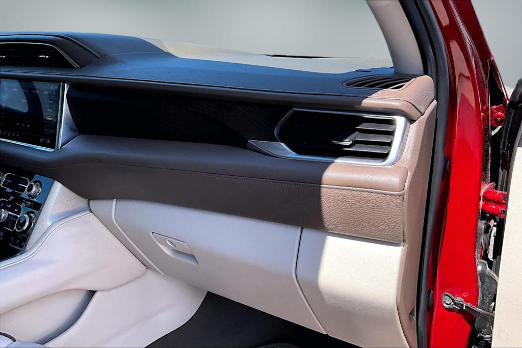 Thumbnail: 2021 GMC Yukon - 21