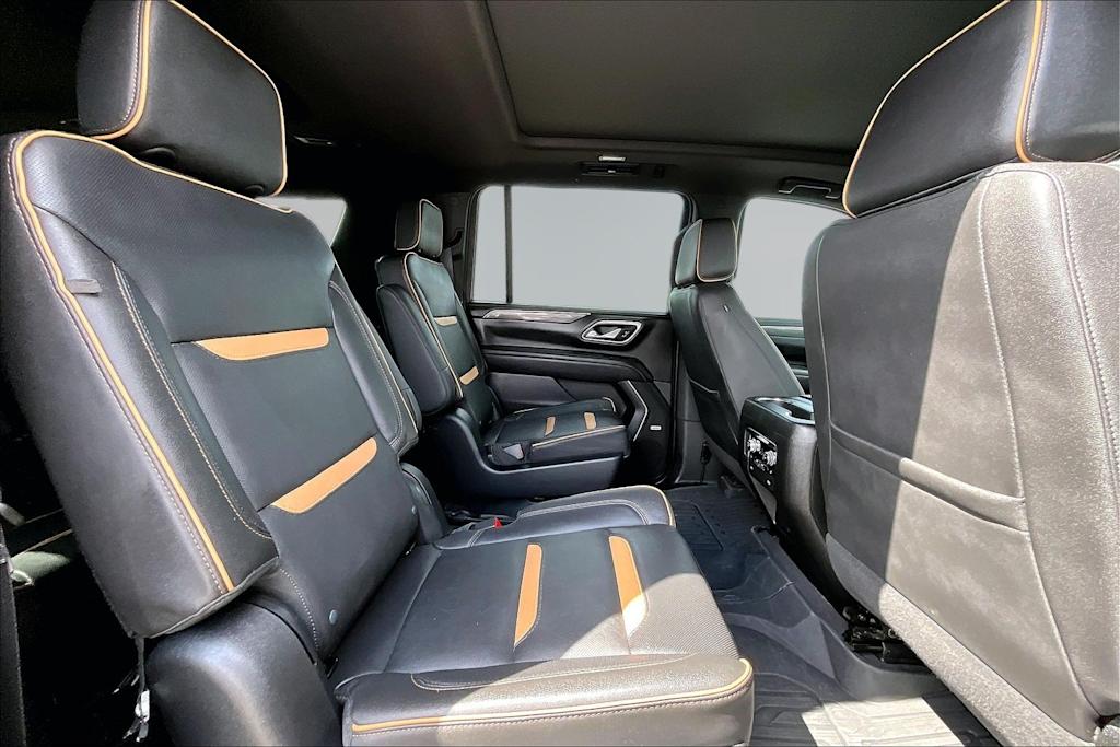 Thumbnail: 2023 GMC Yukon XL - 28