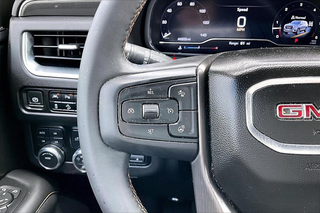 Thumbnail: 2023 GMC Yukon XL - 23