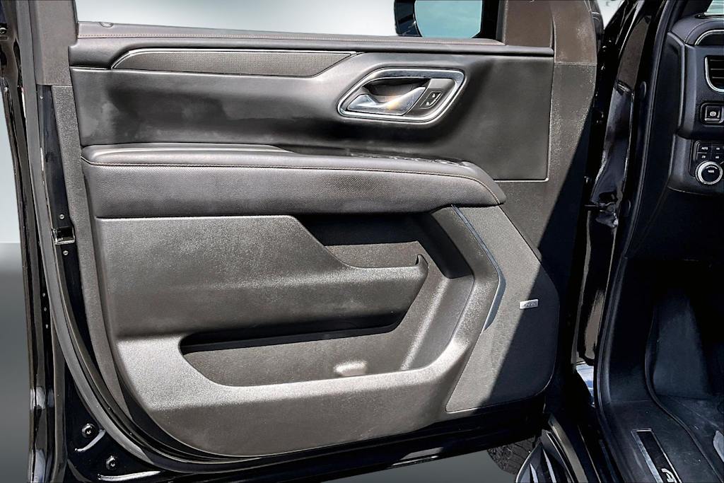 Thumbnail: 2023 GMC Yukon XL - 25