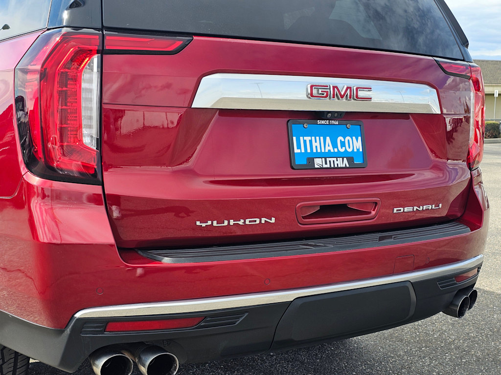 2021 GMC Yukon XL Denali 21
