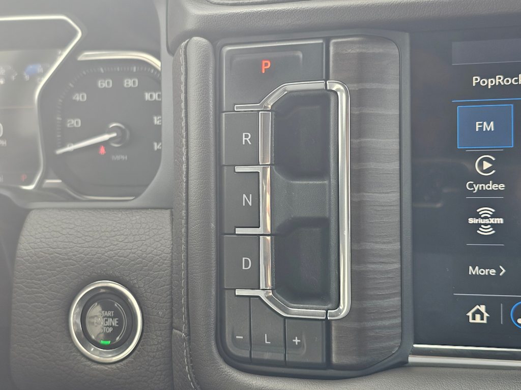 2021 GMC Yukon XL Denali 27