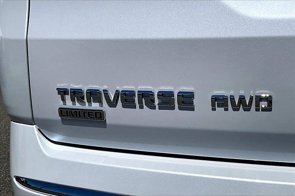 Thumbnail: 2024 Chevrolet Traverse - 7
