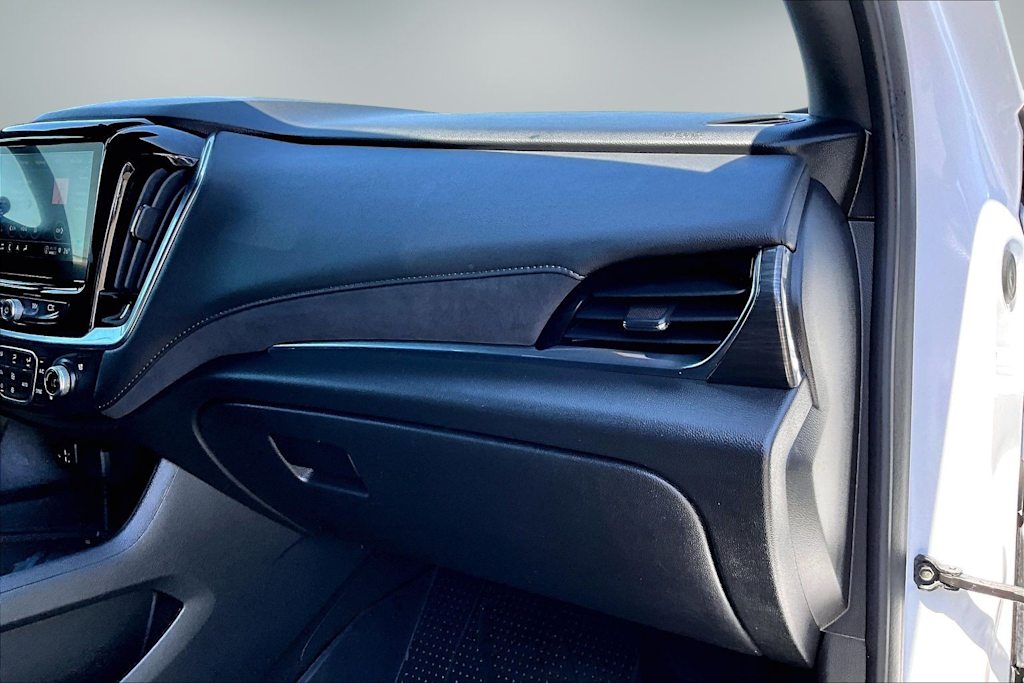 Thumbnail: 2024 Chevrolet Traverse - 23
