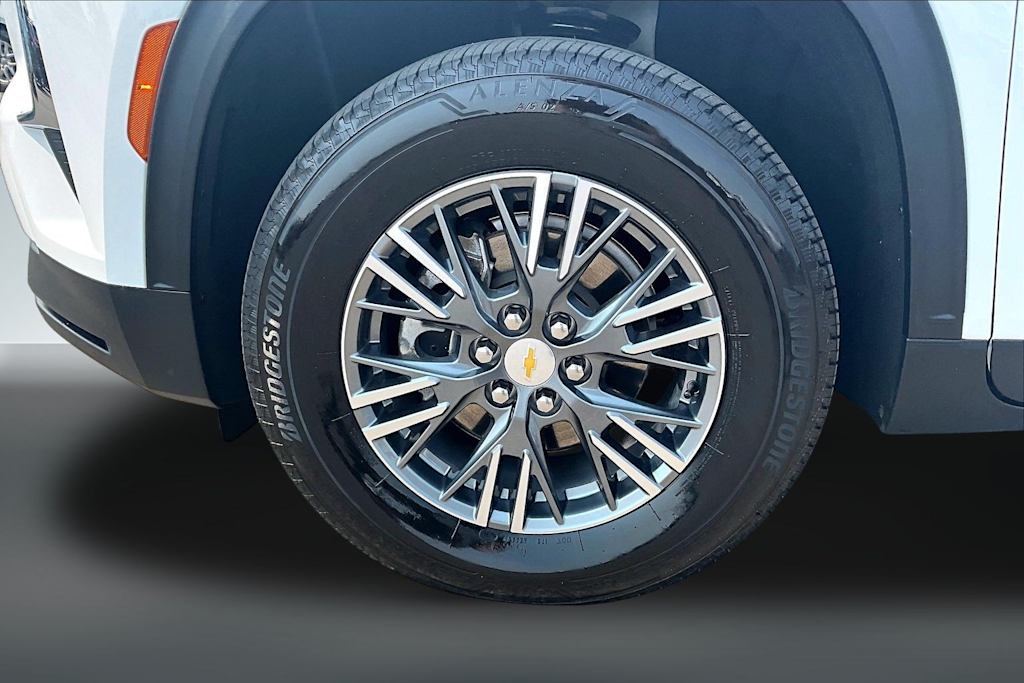 Thumbnail: 2026 Chevrolet Traverse - 8