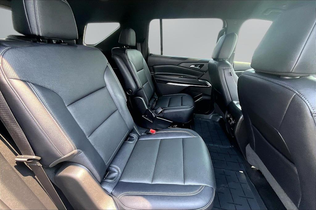 Thumbnail: 2026 Chevrolet Traverse - 30