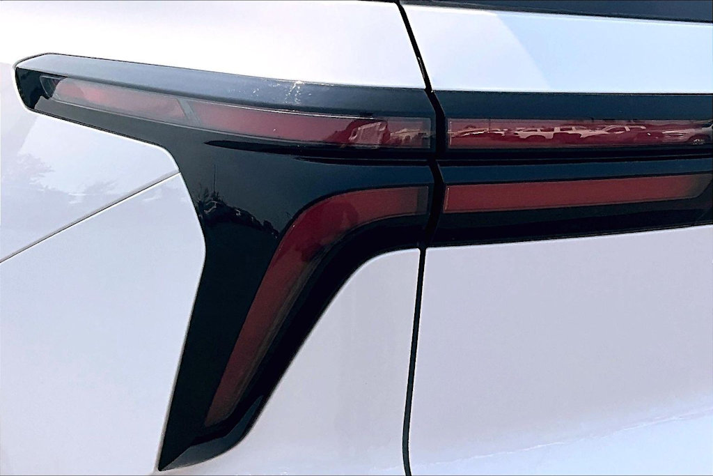 Thumbnail: 2026 Chevrolet Traverse - 34