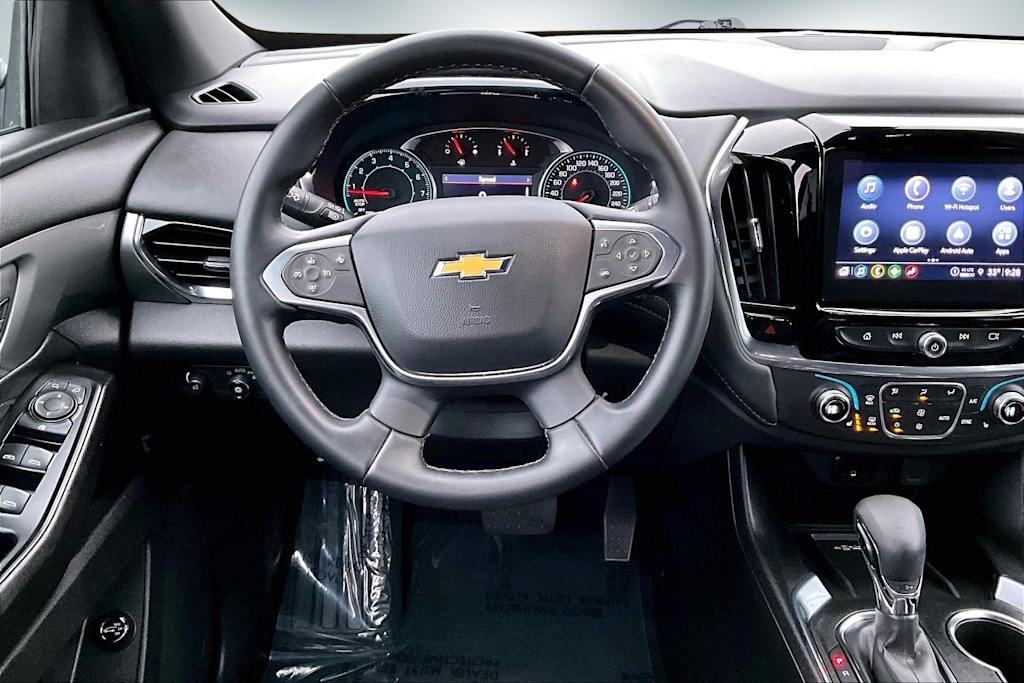 Thumbnail: 2023 Chevrolet Traverse - 14