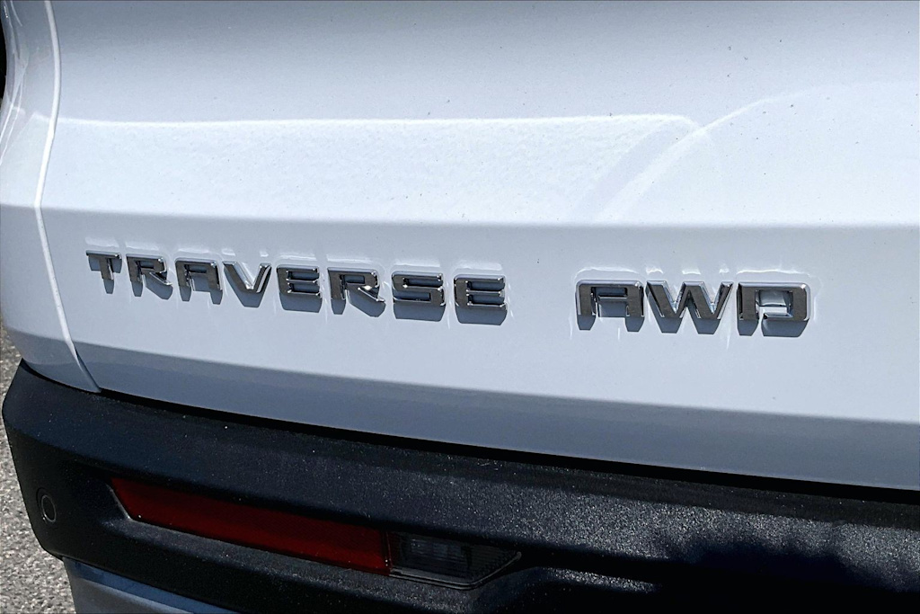 Thumbnail: 2025 Chevrolet Traverse - 7