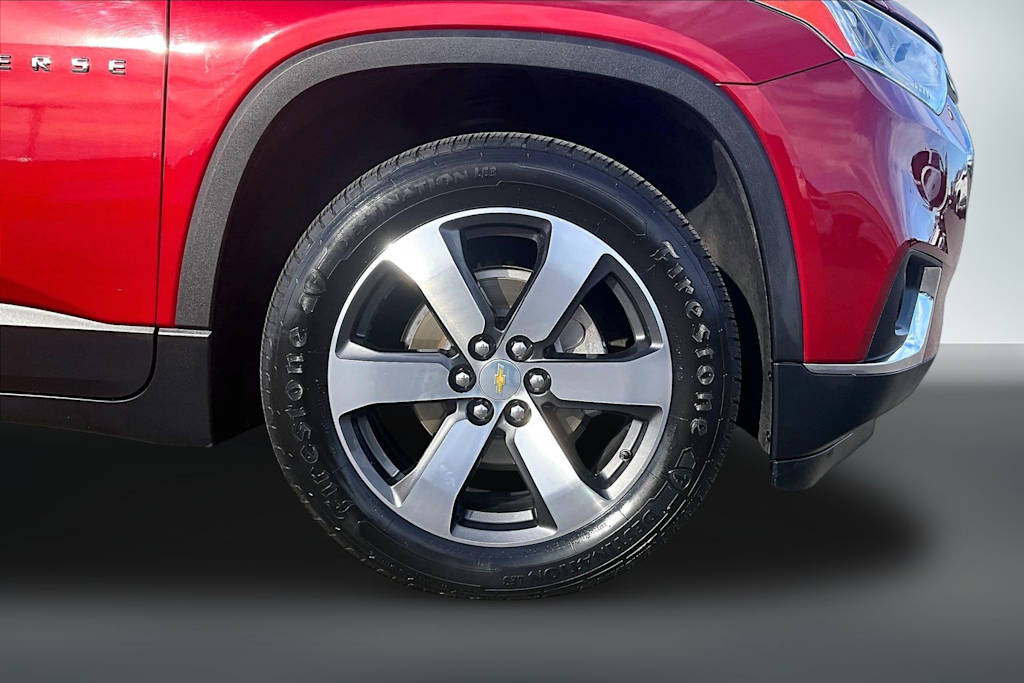 Thumbnail: 2019 Chevrolet Traverse - 36