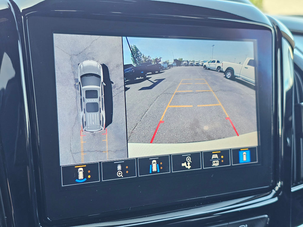 2022 Chevrolet Traverse RS 25