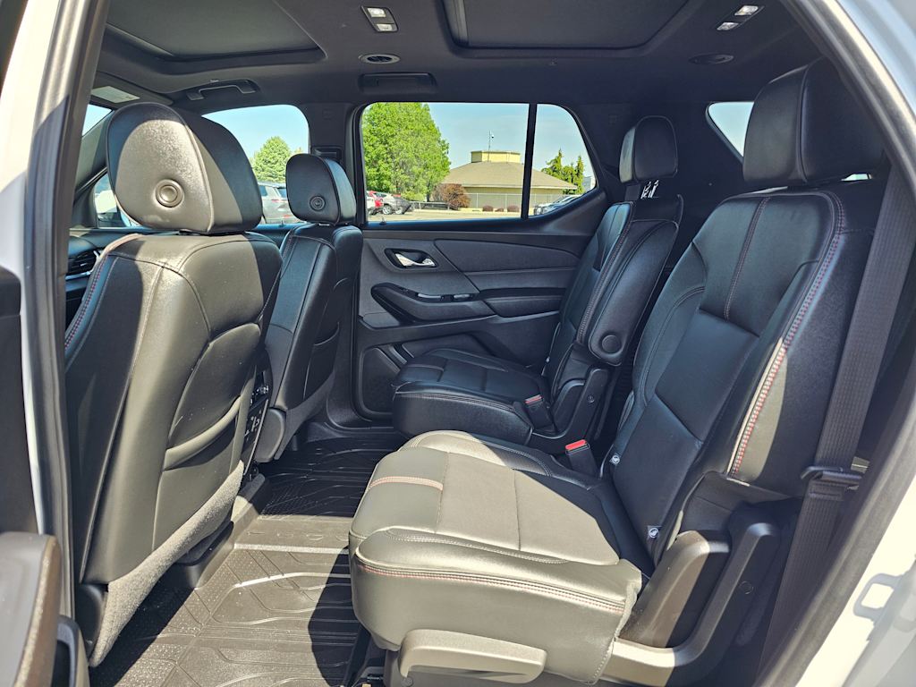 2022 Chevrolet Traverse RS 22