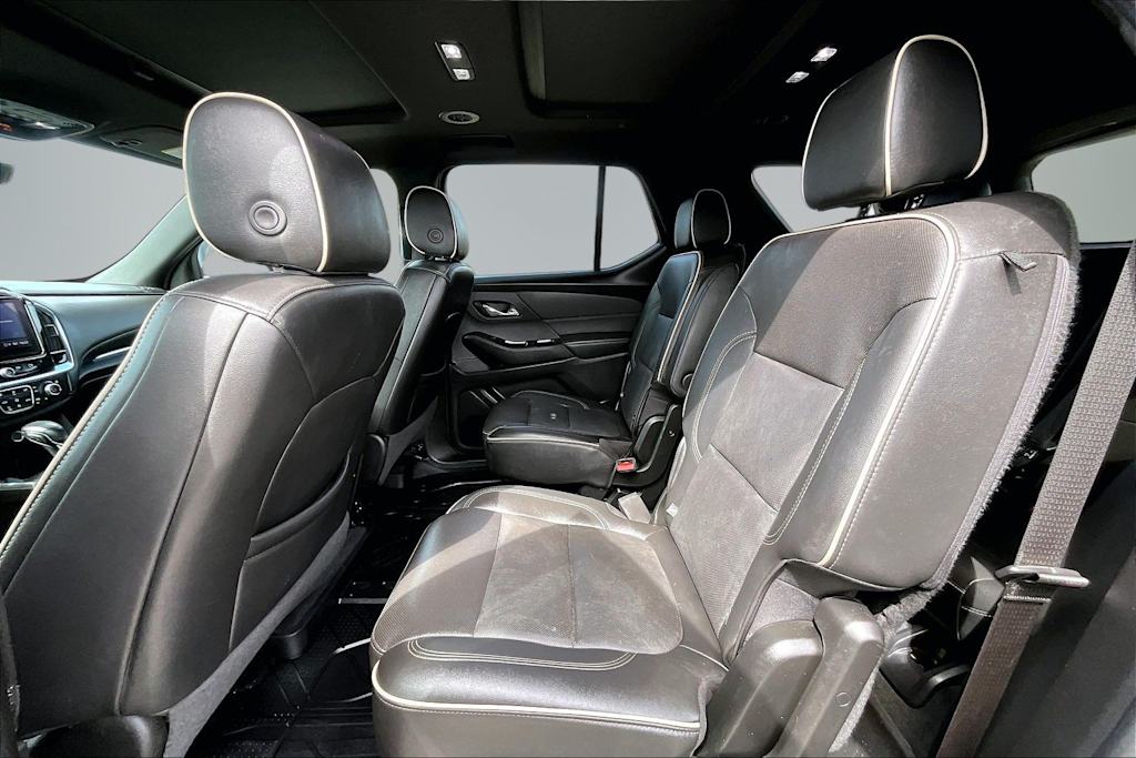 Thumbnail: 2023 Chevrolet Traverse - 28