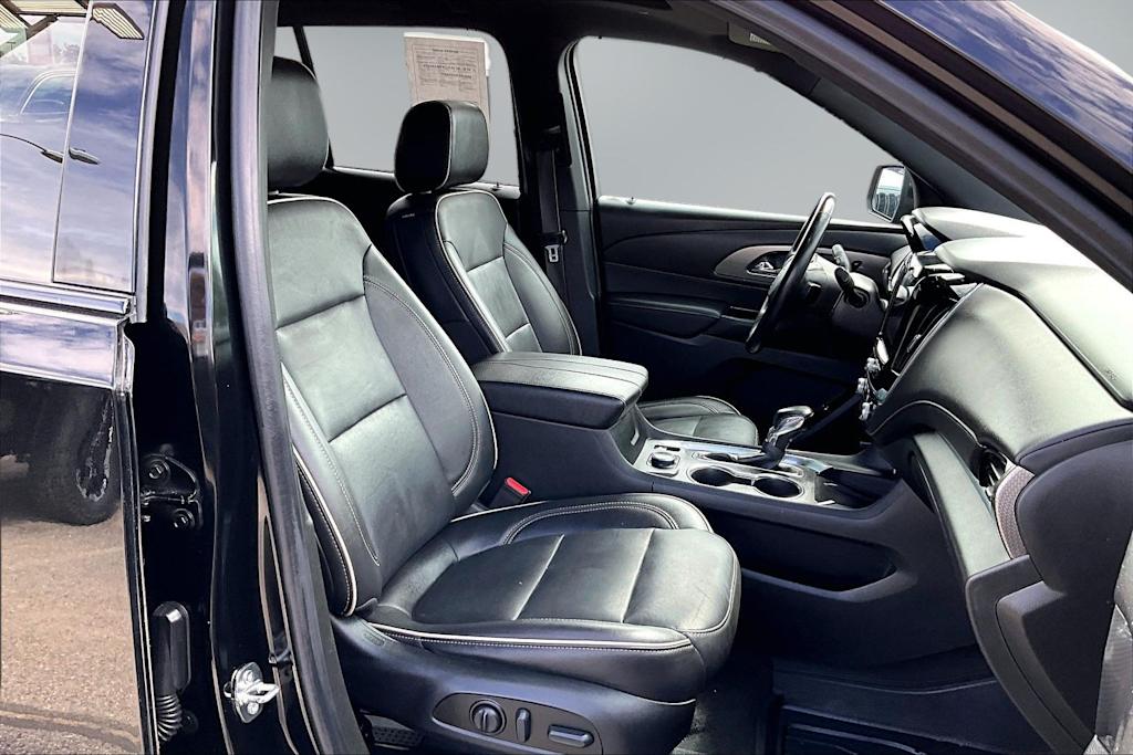 Thumbnail: 2023 Chevrolet Traverse - 11