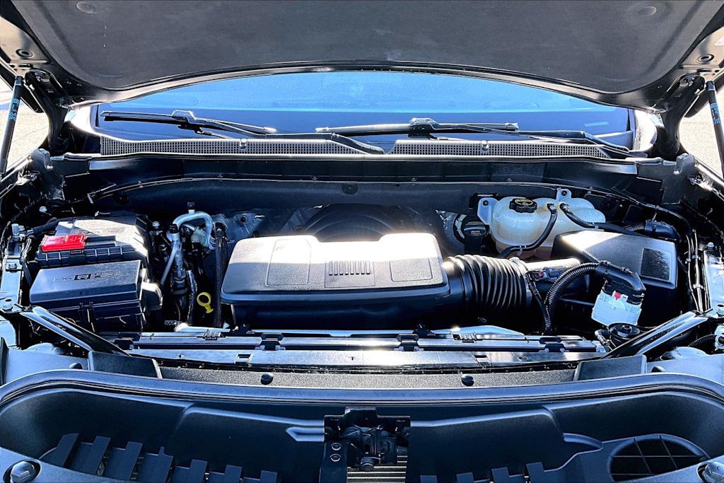 Thumbnail: 2024 Chevrolet Suburban - 8