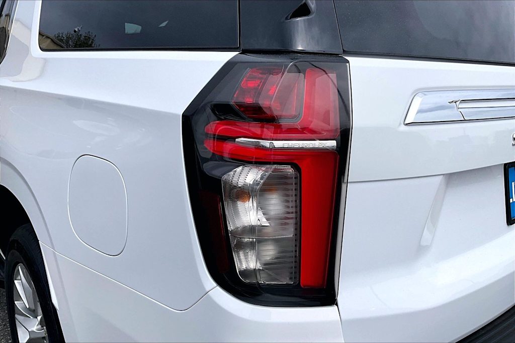 Thumbnail: 2023 Chevrolet Suburban - 31