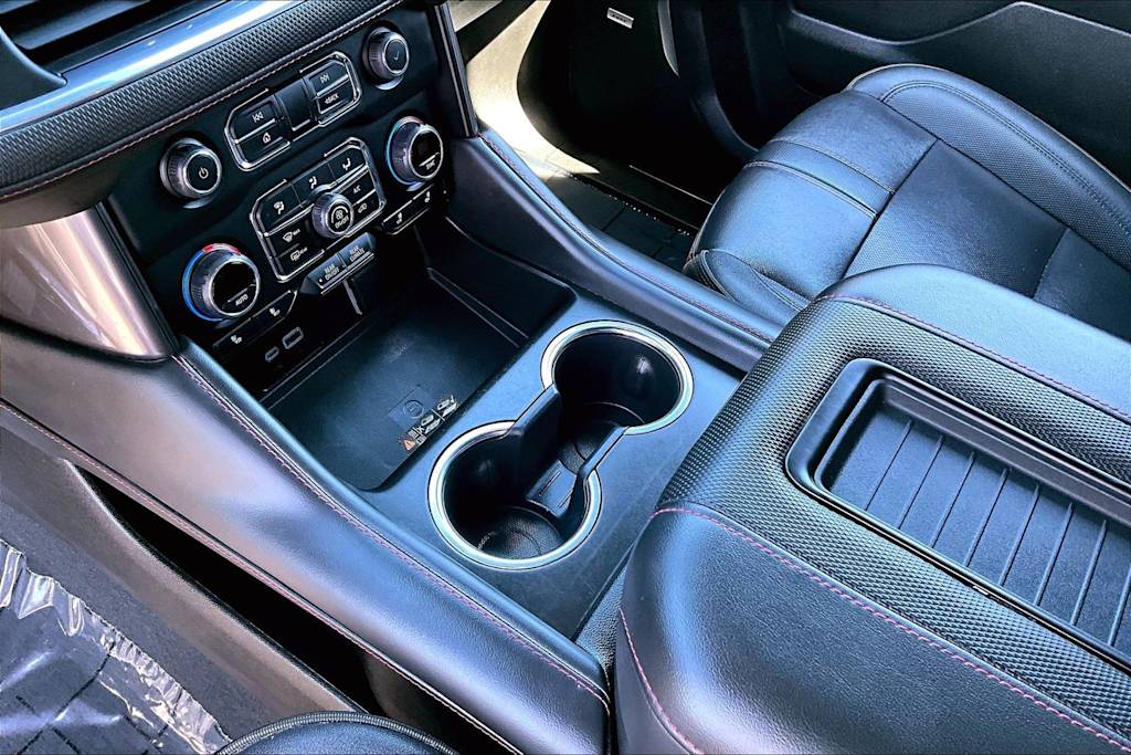 Thumbnail: 2023 Chevrolet Tahoe - 17