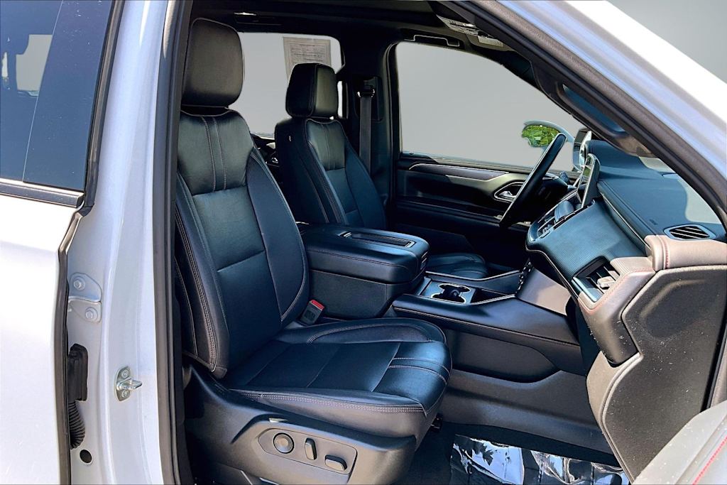 Thumbnail: 2023 Chevrolet Tahoe - 12