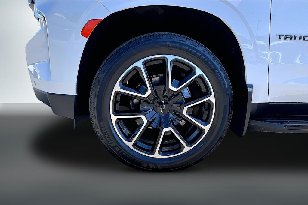 Thumbnail: 2023 Chevrolet Tahoe - 8