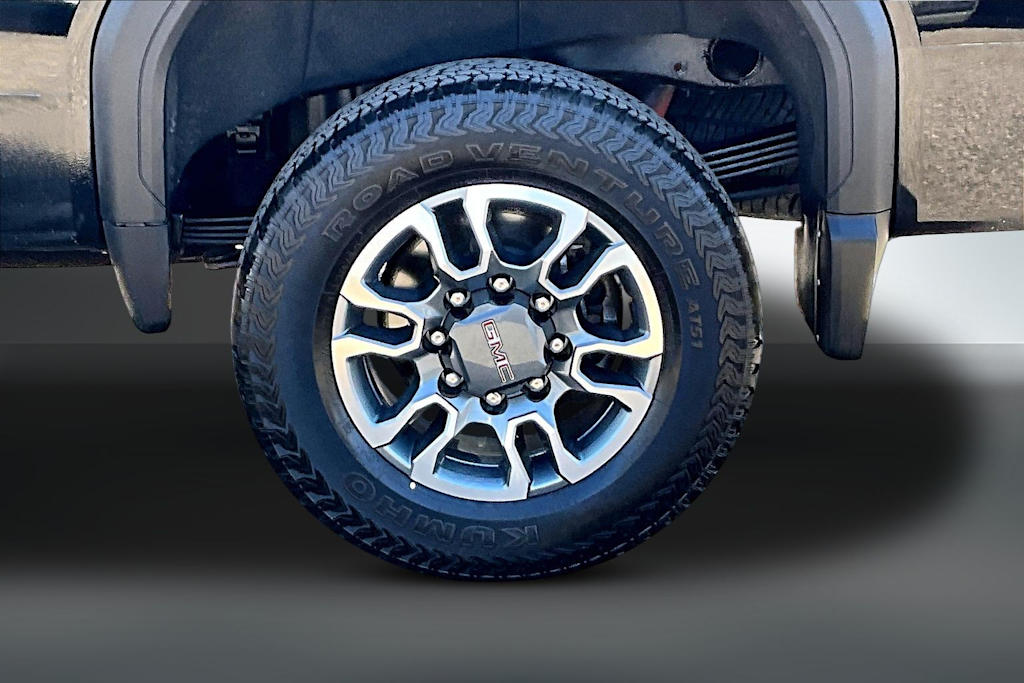 Thumbnail: 2022 GMC Sierra 2500 - 32