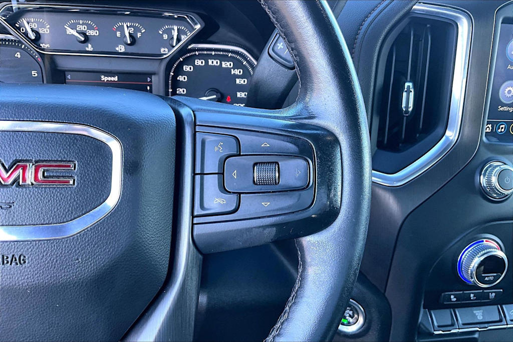 Thumbnail: 2022 GMC Sierra 3500 - 25