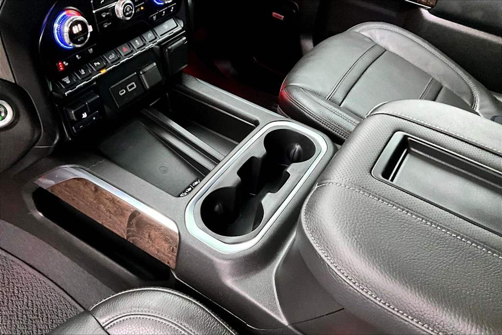 Thumbnail: 2022 GMC Sierra 3500 - 16