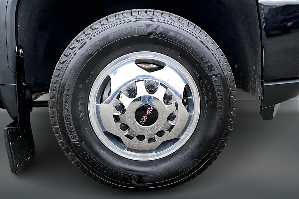 Thumbnail: 2022 GMC Sierra 3500 - 35