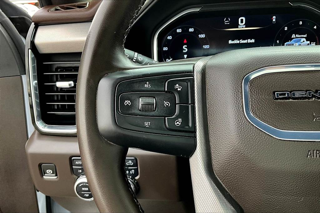 Thumbnail: 2024 GMC Sierra 3500 - 24