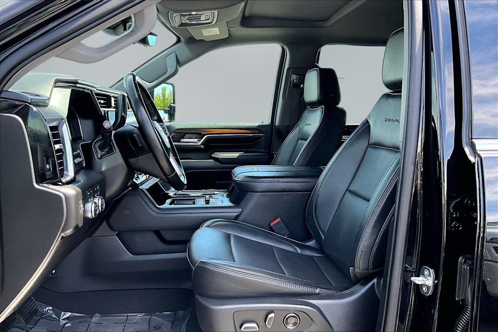 Thumbnail: 2024 GMC Sierra 3500 - 8