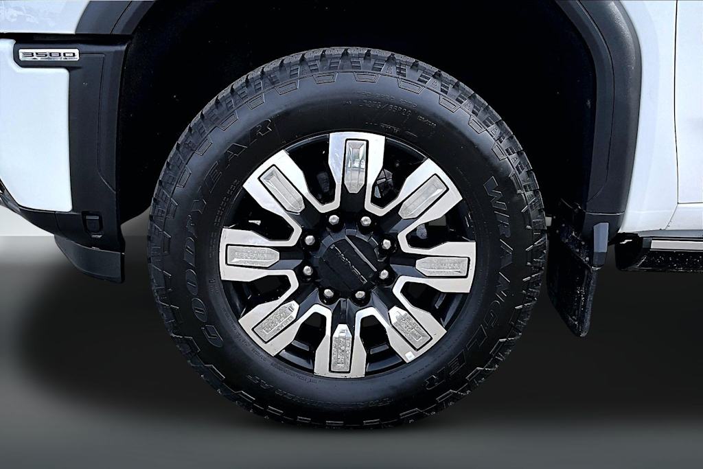 Thumbnail: 2024 GMC Sierra 3500 - 8