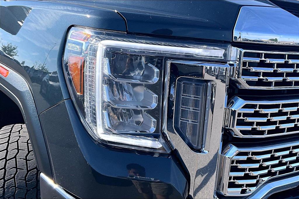 Thumbnail: 2022 GMC Sierra 3500 - 32