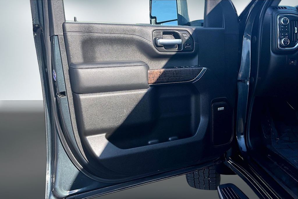 Thumbnail: 2022 GMC Sierra 3500 - 27