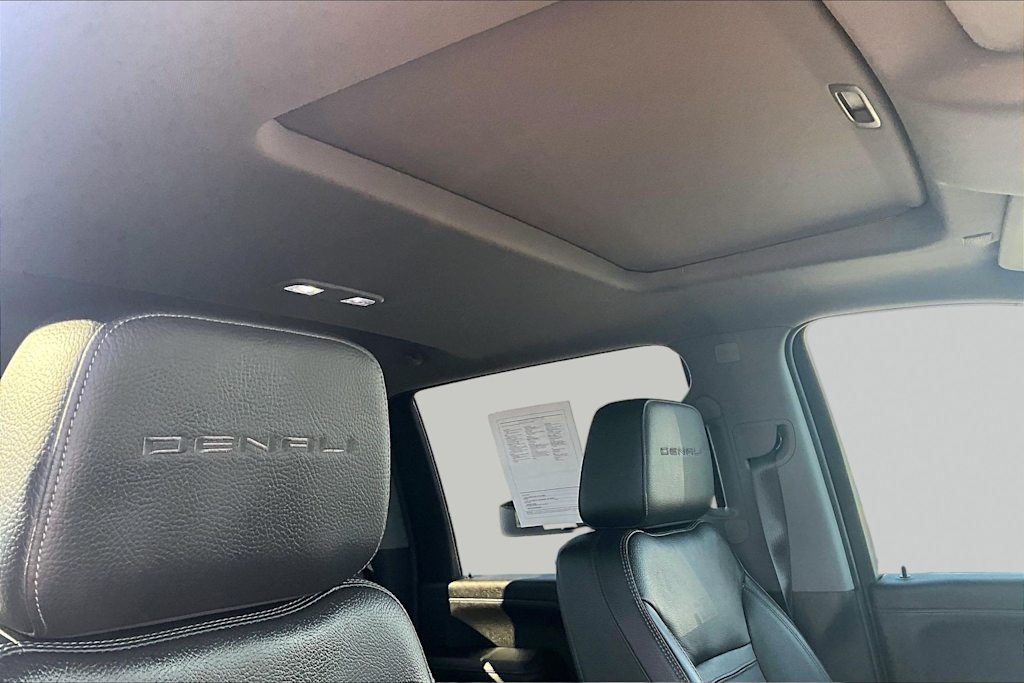 Thumbnail: 2022 GMC Sierra 3500 - 31