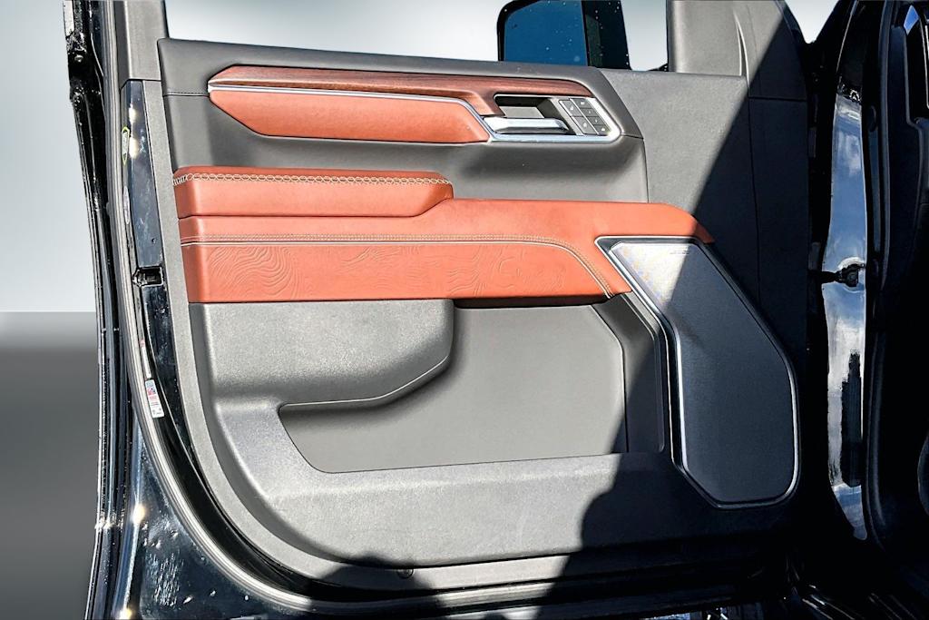 Thumbnail: 2024 GMC Sierra 3500 - 27