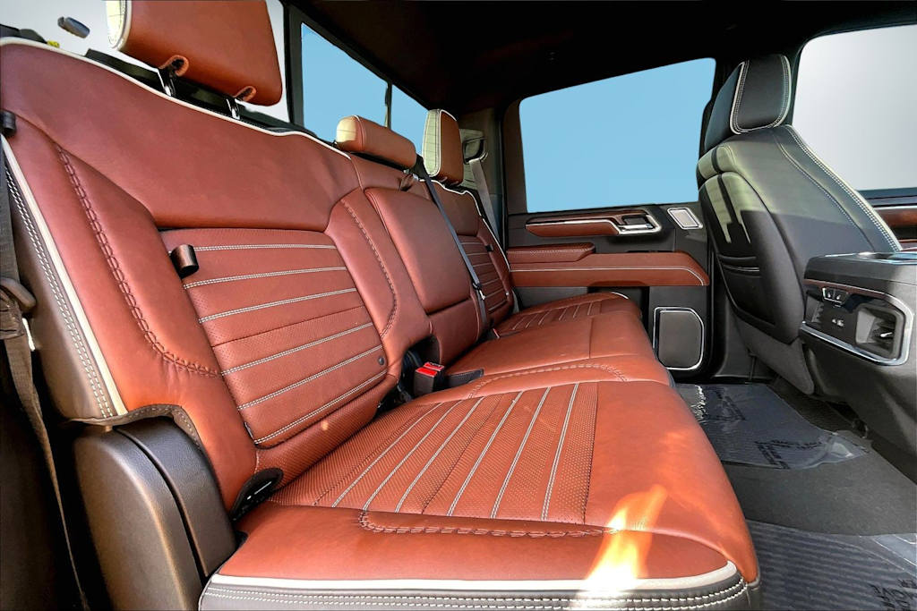 Thumbnail: 2024 GMC Sierra 3500 - 30