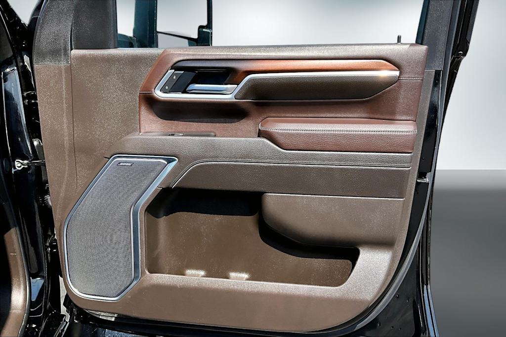 Thumbnail: 2025 GMC Sierra 3500 - 26