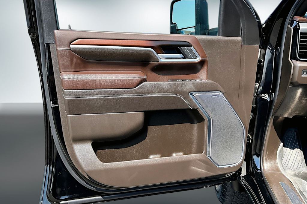 Thumbnail: 2025 GMC Sierra 3500 - 25