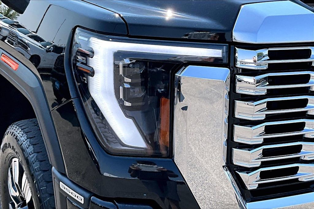 Thumbnail: 2025 GMC Sierra 3500 - 29