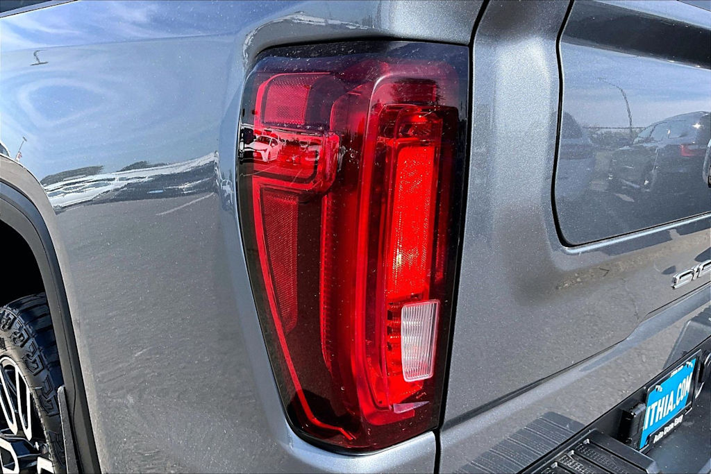 Thumbnail: 2022 GMC Sierra 1500 - 32